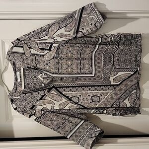Rose and Olive artsy black, gray, white paisley print tunic top 2x